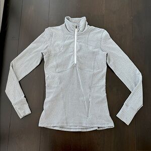 Gray zig zag Lululemon Quarter-Zip Pullover